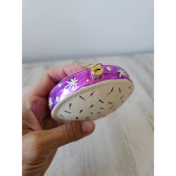 Living quarters purple snowflake sprinkle round ornament Xmas tree - Picture 4 of 8